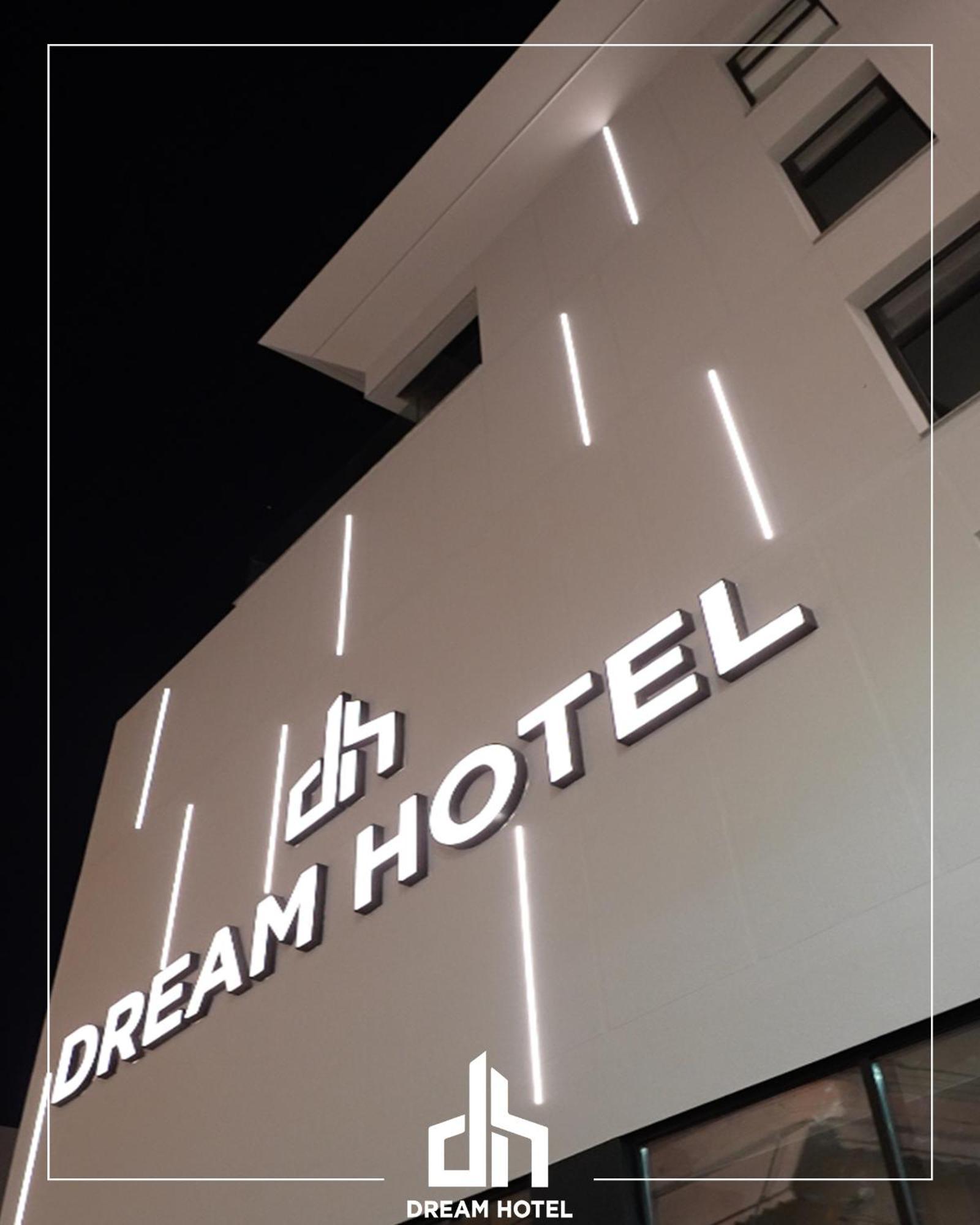 Hotell Dream 4*