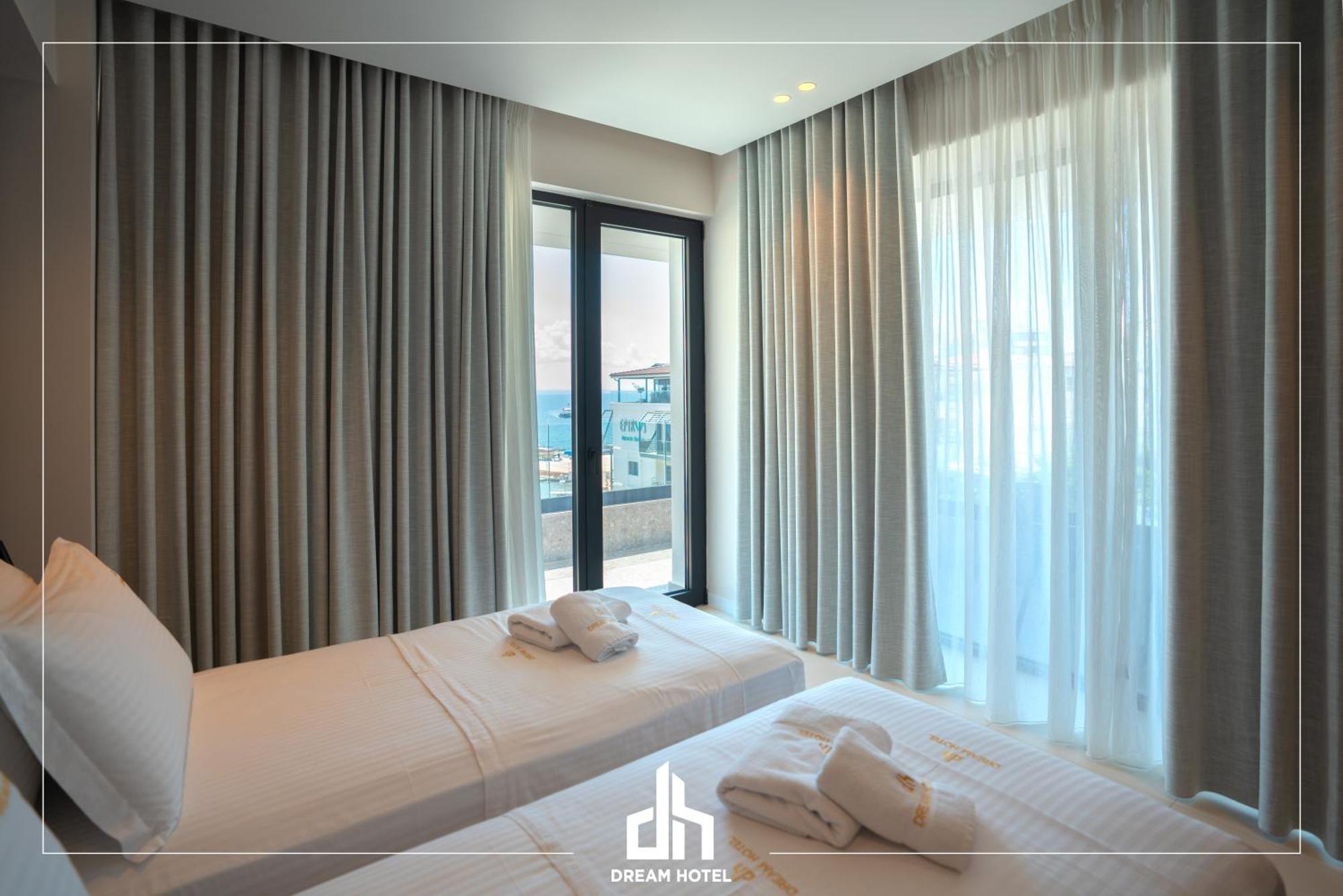 Hotel Dream 4*